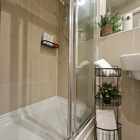 Cosy 1br In The Heart Of * Leeds (West Yorkshire)